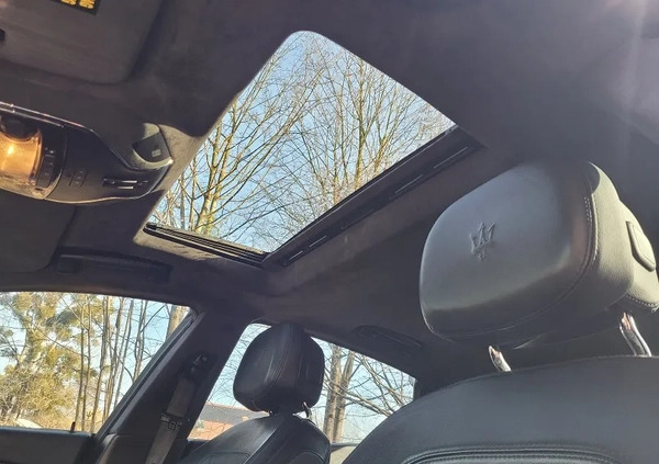 Maserati Quattroporte cena 132000 przebieg: 125000, rok produkcji 2013 z Bydgoszcz małe 667
